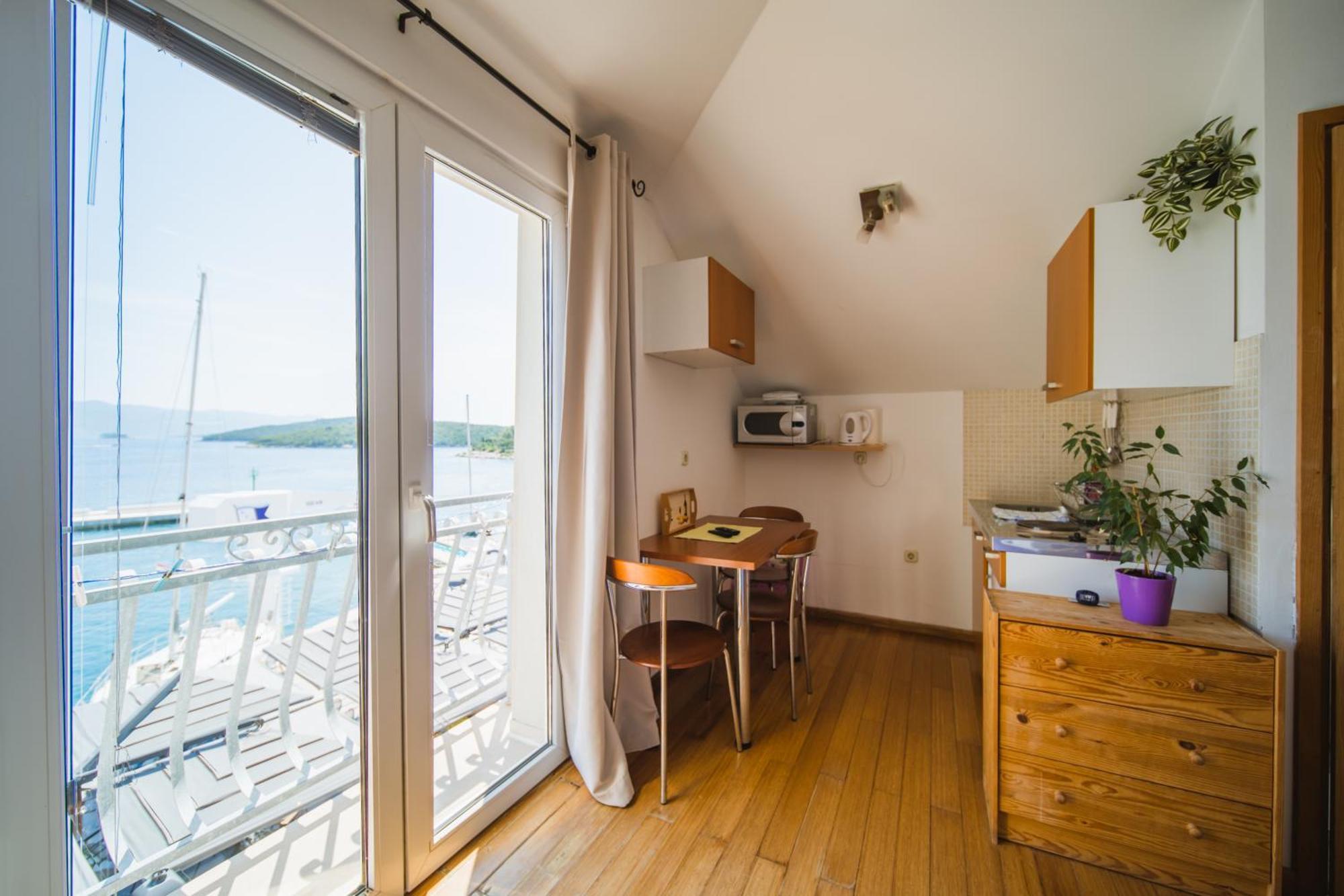 Apartments And Rooms Denoble 코츌라 외부 사진