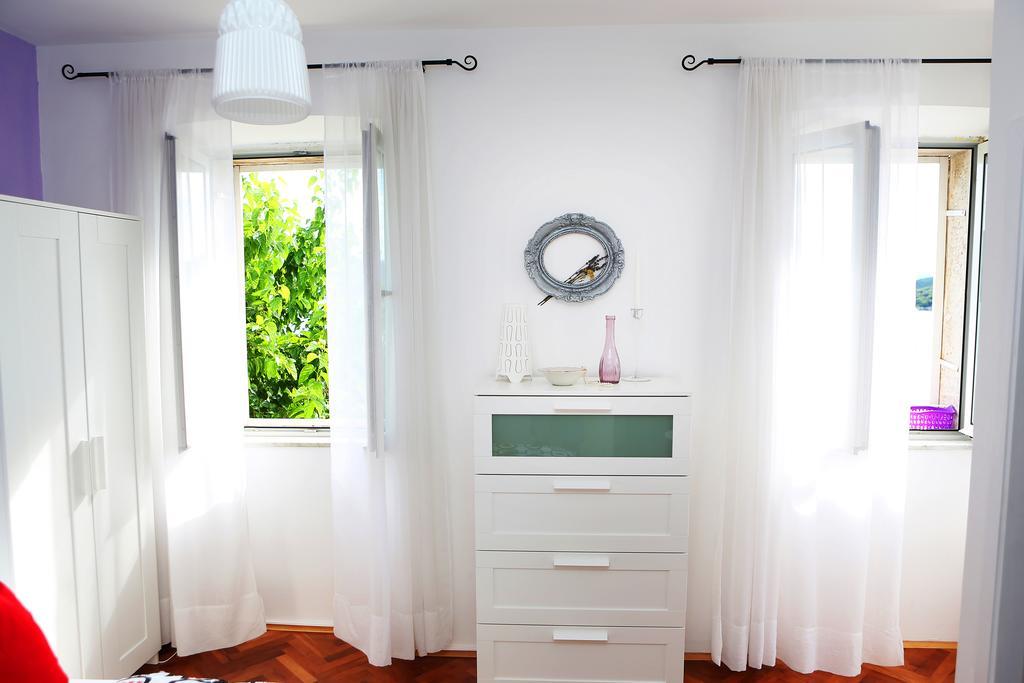 Apartments And Rooms Denoble 코츌라 객실 사진