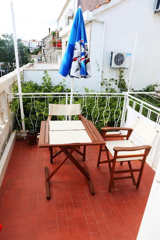 Apartments And Rooms Denoble 코츌라 외부 사진